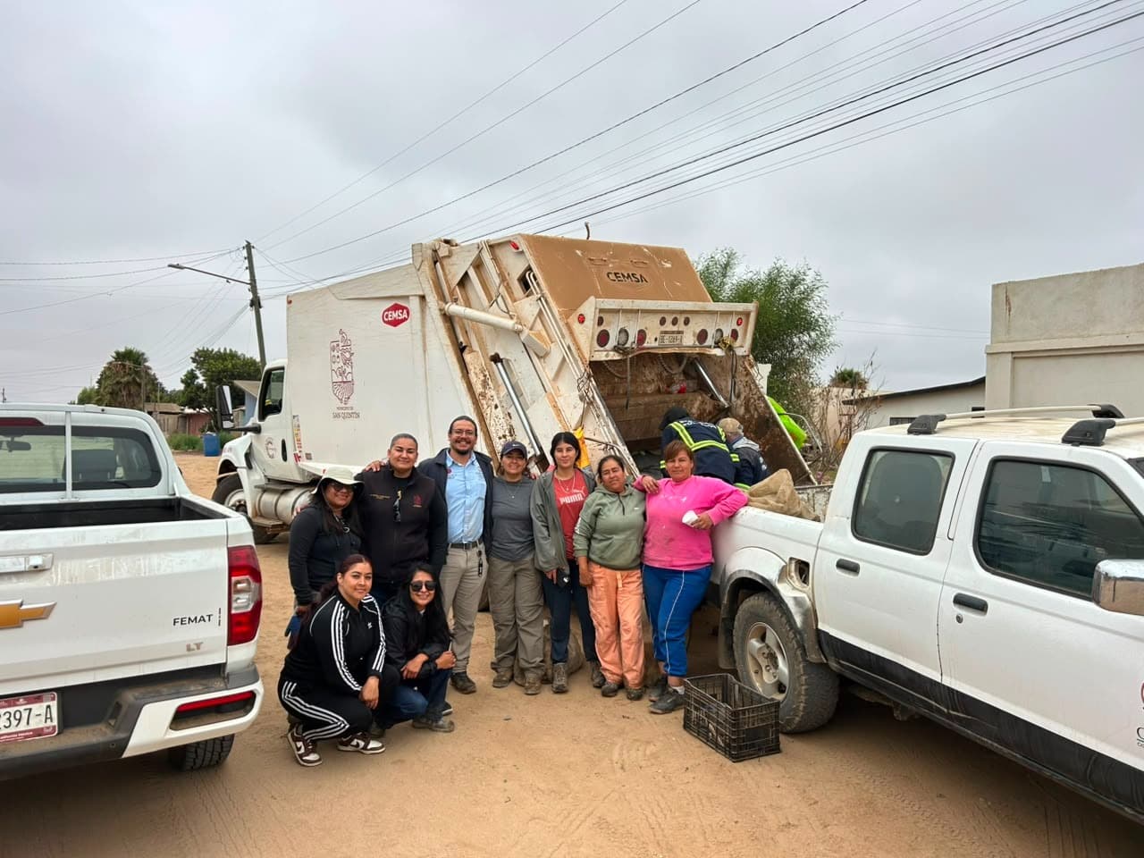 Recolectan dos toneladas de vidrio en limpieza de playa en el Parque Nacional San Quintín