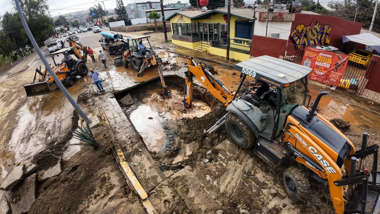 Trabaja CESPE en reparación de la Línea 3 de agua potable en Ensenada