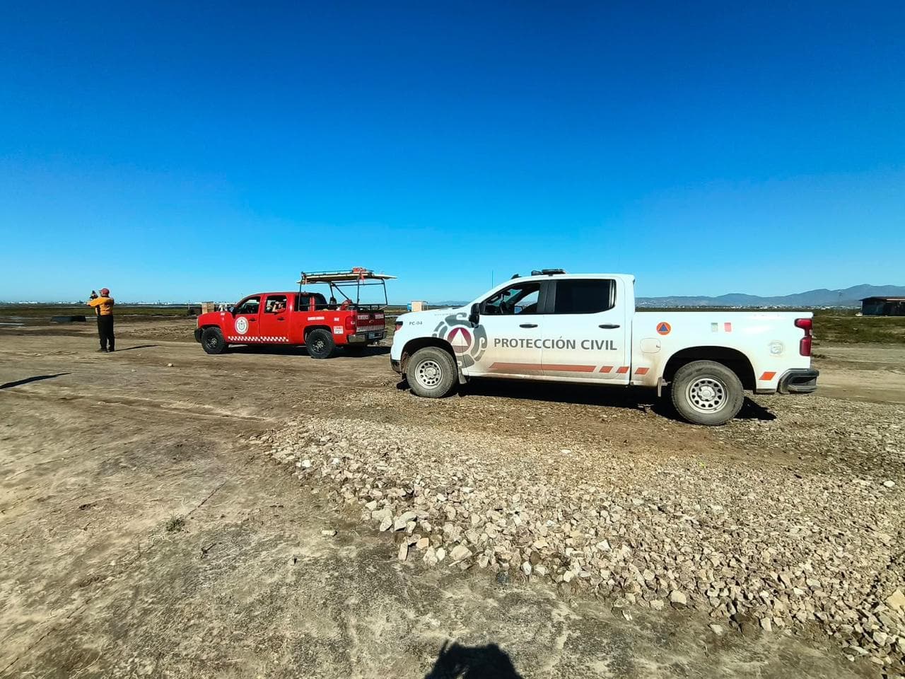 Unidades de Protección Civil y Bomberos en El Salitral, Ensenada